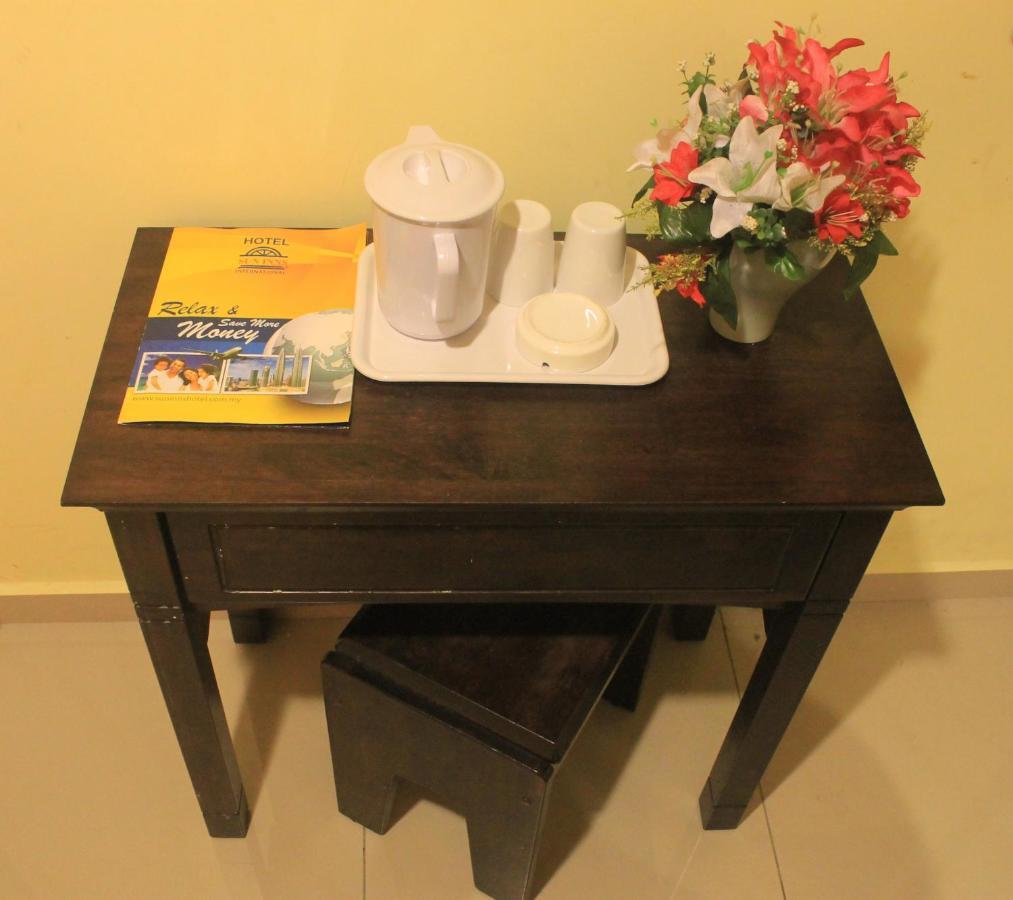 Sun Inns Meru Raya Ipoh Ngoại thất bức ảnh